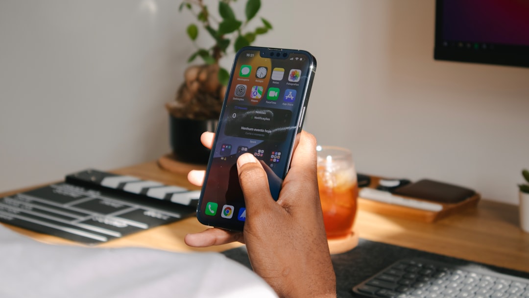 Comparaison entre un compte à terme et un livret d'épargne